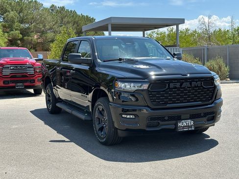 New 2026 RAM 1500 Express AWD/4WD image 10