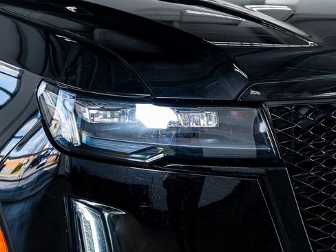 Used 2021 Cadillac Escalade Sport w/ Driver Assist Tech Package image 18