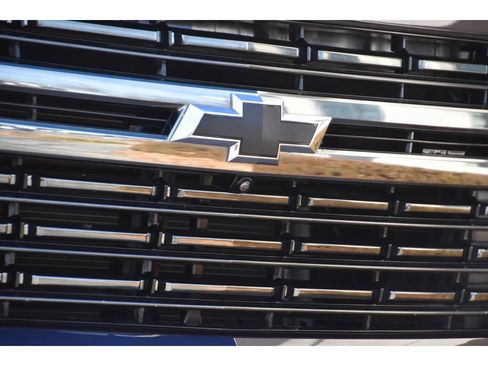 Used 2022 Chevrolet Suburban RST w/ Luxury Package image 11