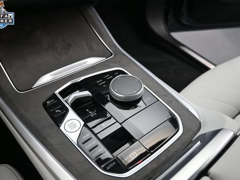 Used 2024 BMW X5 sDrive40i w/ Premium Package RWD image 15
