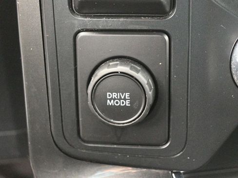 Used 2022 Ford F150 XLT w/ Equipment Group 302A High image 19