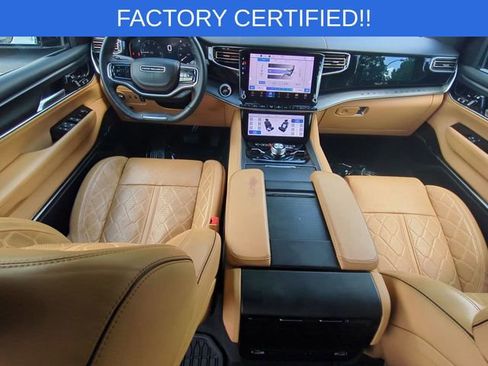 Certified 2025 Jeep Grand Wagoneer Series III w/ Rear Seat Video Group 1 AWD/4WD image 36