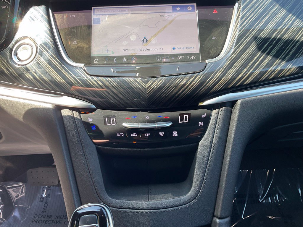 Used 2024 Cadillac XT6 Premium Luxury w/ LPO, Floor Liner Package AWD/4WD image 19