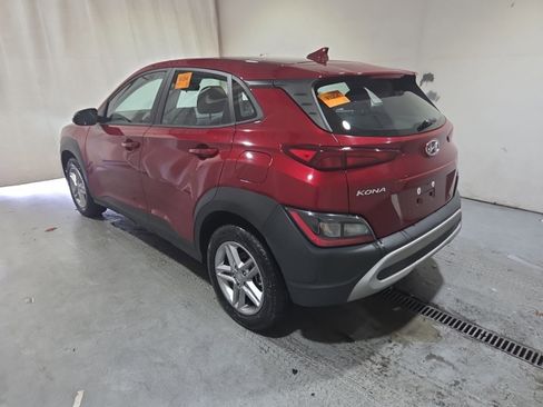 Used 2023 Hyundai Kona SE image 2