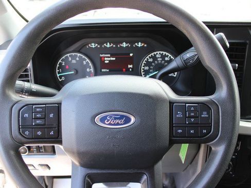 Used 2024 Ford F350 XLT w/ FX4 Off-Road Package AWD/4WD image 11
