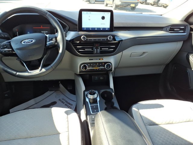 Certified 2023 Ford Escape Active AWD/4WD image 10