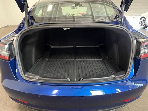 Used 2022 Tesla Model 3 Long Range AWD/4WD image 18