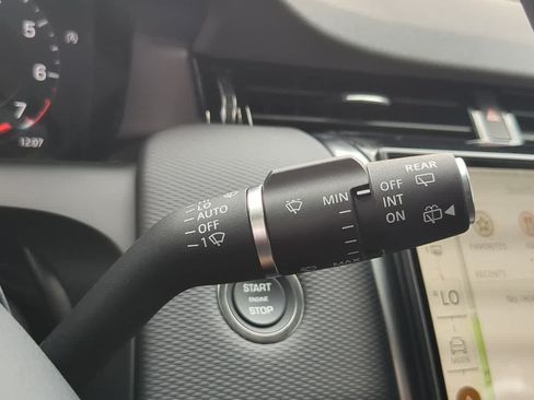 New 2026 Land Rover Discovery Sport Landmark AWD/4WD image 28