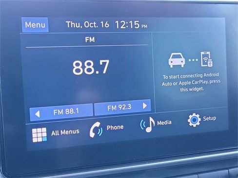 Used 2023 Hyundai Venue SE image 12