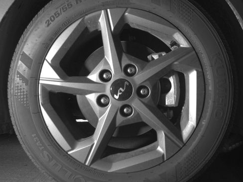 Used 2026 Kia K4 FWD image 16