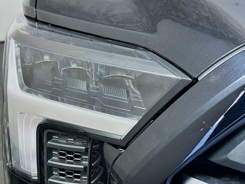 Used 2025 Toyota Tundra Limited w/ Nightshade Package image 9