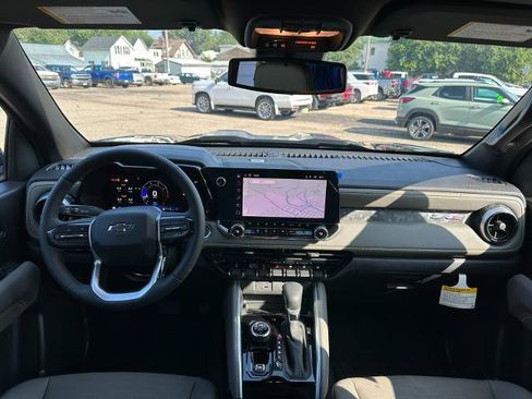 New 2025 Chevrolet Colorado ZR2 w/ Technology Package image 25