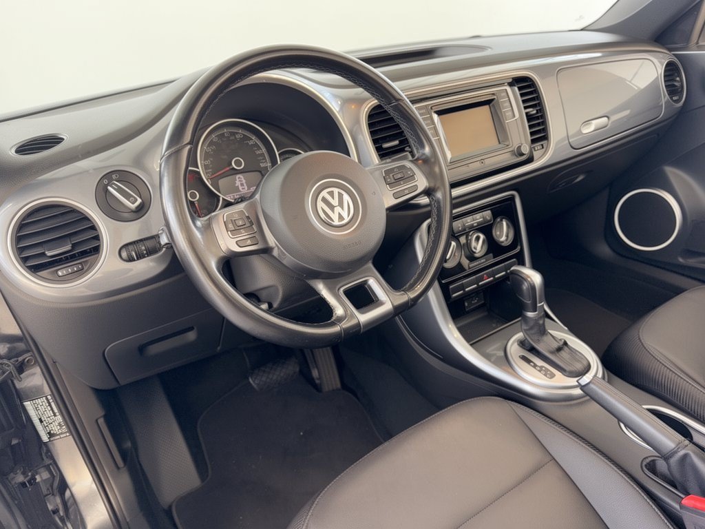 Used 2018 Volkswagen Beetle 2.0T FWD image 4
