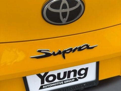 Used 2023 Toyota Supra RWD image 9