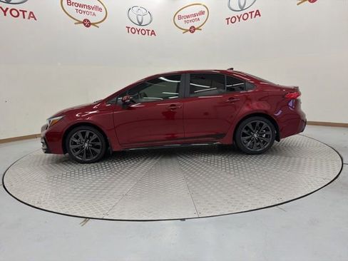 Used 2025 Toyota Corolla SE FWD image 5