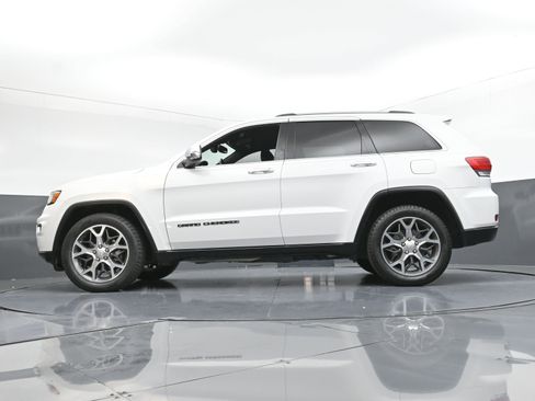 Used 2019 Jeep Grand Cherokee Limited image 25