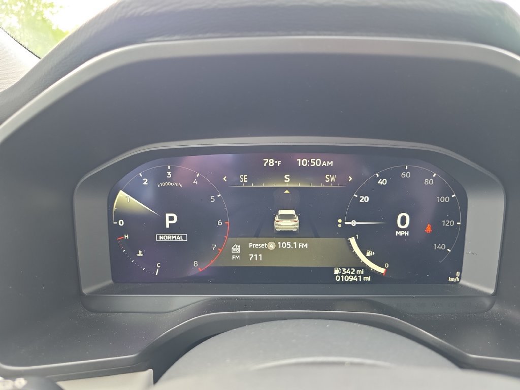 Used 2025 Mitsubishi Outlander SE FWD image 16