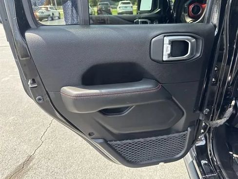 Used 2020 Jeep Wrangler Unlimited Rubicon AWD/4WD image 13