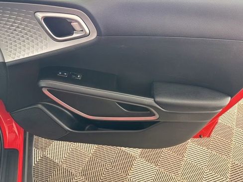 Certified 2022 Kia Soul LX FWD image 20