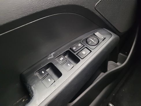 Used 2019 Hyundai Elantra SE w/ Cargo Package FWD image 27
