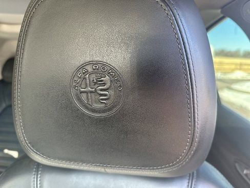 Used 2020 Alfa Romeo Stelvio Ti Lusso w/ Quick Order Package 22X Lusso image 10