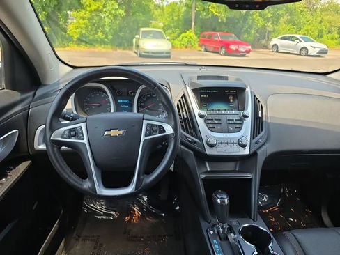 Used 2017 Chevrolet Equinox Premier w/ Enhanced Convenience Package FWD image 14