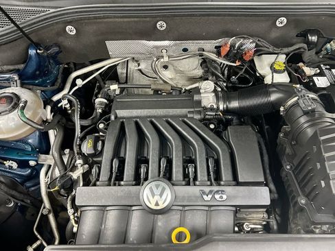 Used 2021 Volkswagen Atlas Cross Sport SEL AWD/4WD image 25