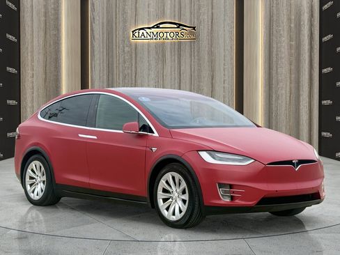 Used 2017 Tesla Model X 75D image 1