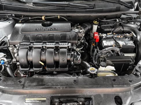 Used 2016 Nissan Sentra SV FWD image 27