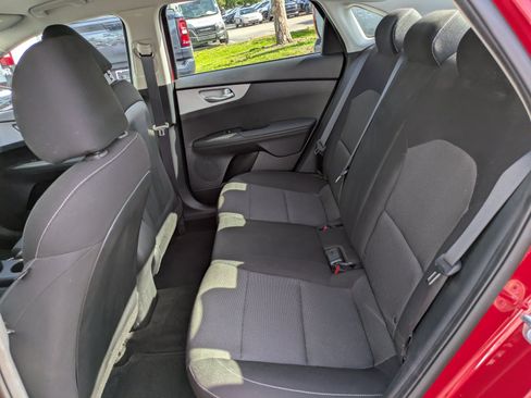 Certified 2023 Kia Forte LXS FWD image 10