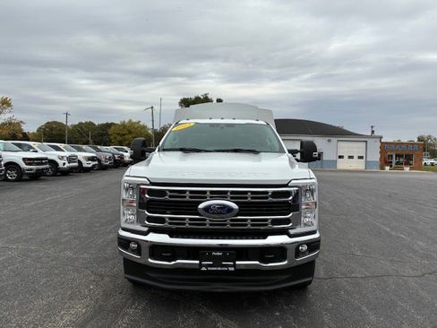Used 2023 Ford F350 XL w/ Snow Plow Prep Package AWD/4WD image 8