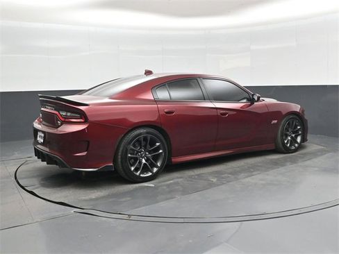 Used 2022 Dodge Charger Scat Pack w/ Navigation & Travel Group image 3