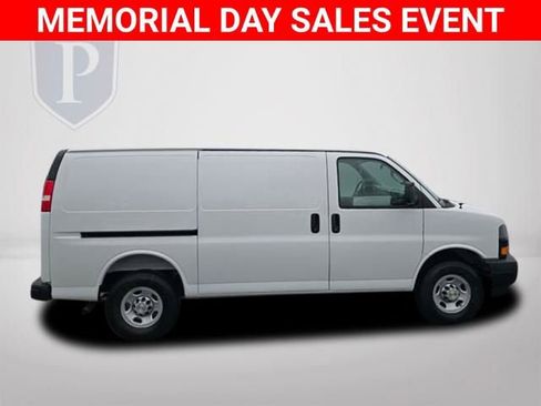 New 2025 Chevrolet Express 2500 w/ Driver Convenience Package RWD image 4
