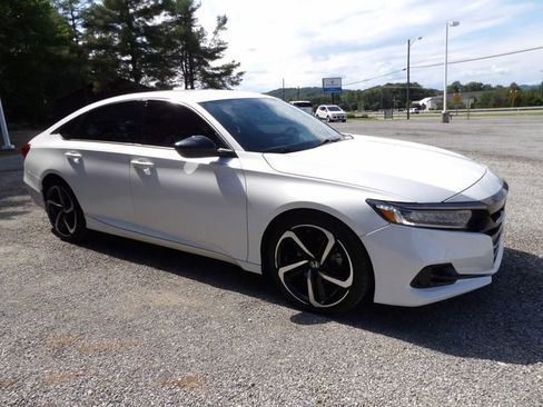 Used 2022 Honda Accord Sport image 6