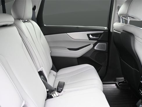 Certified 2026 Acura MDX FWD w/ Technology Package image 26