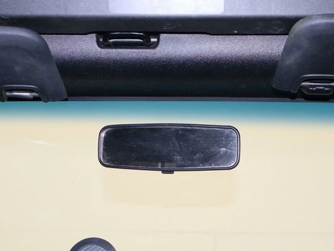 Used 2012 Jeep Wrangler Unlimited Sahara w/ Connectivity Group AWD/4WD image 22