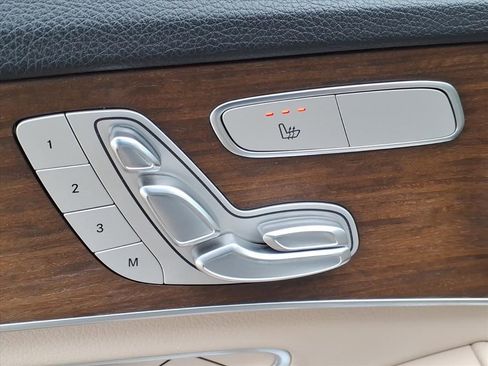 Used 2021 Mercedes-Benz C 300 4MATIC Sedan image 14