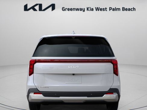 New 2026 Kia Carnival FWD image 7
