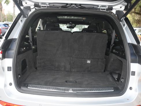 Used 2021 Jeep Grand Cherokee L Overland w/ Luxury Tech Group IV image 20