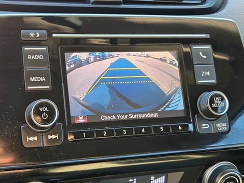 Used 2018 Honda CR-V LX image 19
