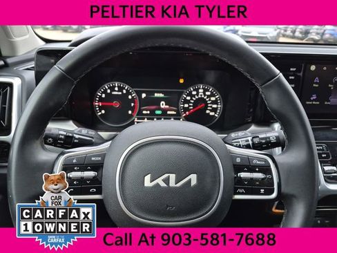 Certified 2022 Kia Sorento SX image 35