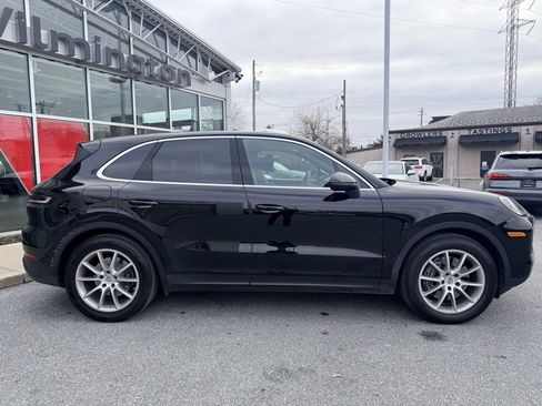 Used 2024 Porsche Cayenne image 7