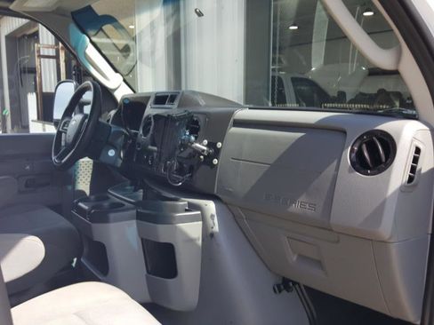 Used 2021 Ford E-350 and Econoline 350 Super Duty w/ Power Windows & Locks Group image 14