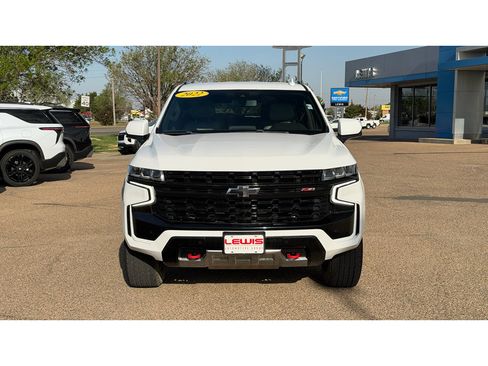 Used 2022 Chevrolet Suburban Z71 w/ Z71 Off-Road Package image 3