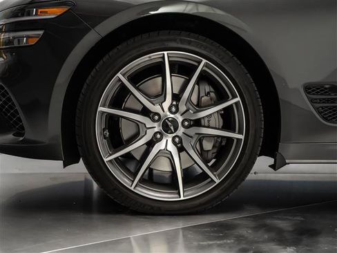 New 2026 Genesis G70 2.5T Prestige image 13