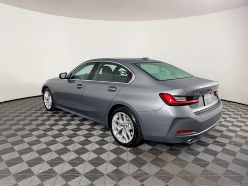 Certified 2025 BMW 330i xDrive Sedan w/ Convenience Package image 7