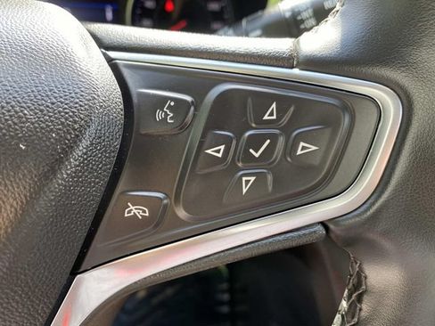 Used 2024 Chevrolet Equinox LT FWD image 13