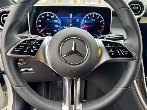Certified 2025 Mercedes-Benz GLC 300 image 27