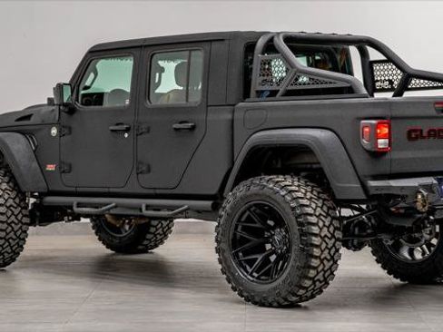 Used 2026 Jeep Gladiator Sport AWD/4WD image 9