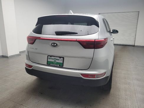 Used 2017 Kia Sportage LX image 7